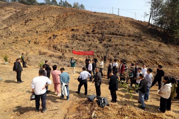 不負春光好，搶播萬畝林 ——將樂縣村企合作造林工作現場會在福建金森召開