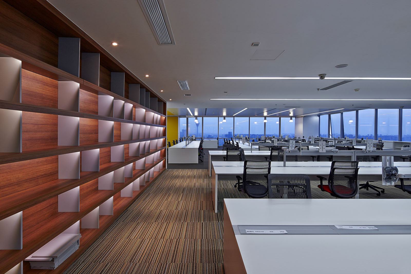 現代科技風辦公室裝修設計效果圖-第6張圖片-上海古都建筑設計集團 現代科技風辦公室裝修設計效果圖-第6張圖片-上海古都建筑設計集團